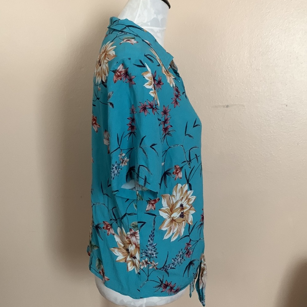 Karen Kane Aqua Floral Tie Front Camp Shirt - Picture 5 of 7